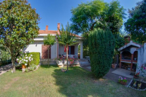 Отель Apartment Magnolia  Петркане
